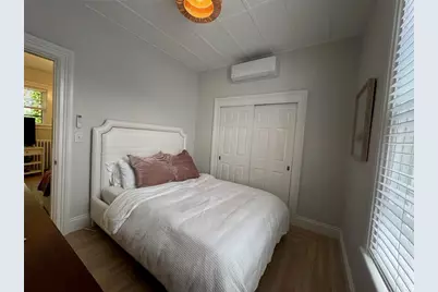 8 Barney Street #1, Newport, RI 02840 - Photo 12