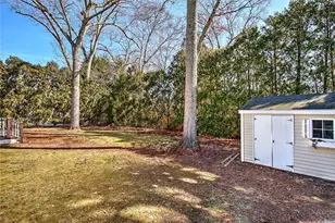 367 New Meadow Rd, Barrington, RI 02806 - Photo 32