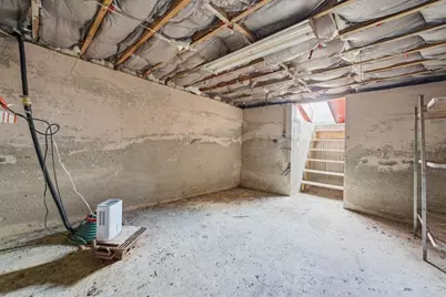 28 Glenbrook Road, Warwick, RI 02889 - Photo 32