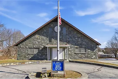 81 Sprague Street, Portsmouth, RI 02871 - Photo 2