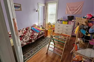 33 Young St, Pawtucket, RI 02860 - Photo 12