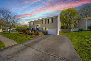23 Moss Ln, Coventry, RI 02816 - Photo 4