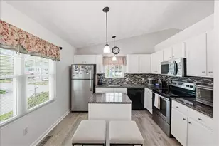 23 Moss Ln, Coventry, RI 02816 - Photo 18