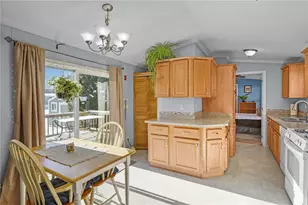 13 Poppin John Ln, Coventry, RI 02816 - Photo 8