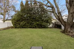 57 Peckham Ave, North Providence, RI 02908 - Photo 20