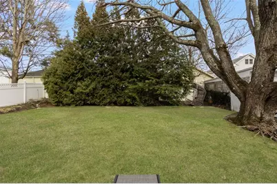 57 Peckham Avenue, North Providence, RI 02908 - Photo 20