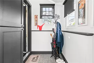 75 Roseneath Ave, Newport, RI 02840 - Photo 24