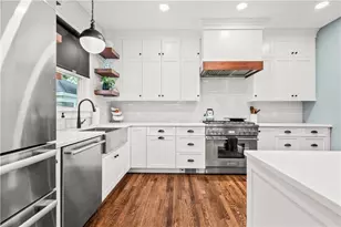 75 Roseneath Ave, Newport, RI 02840 - Photo 16