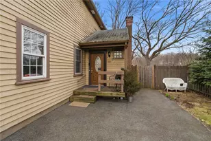 109 Pinecrest Dr, Pawtucket, RI 02861 - Photo 46