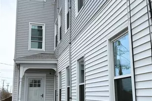 53 Hadwin St, Central Falls, RI 02863 - Photo 18