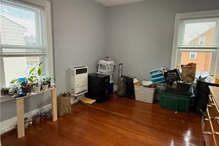 53 Hadwin St, Central Falls, RI 02863 - Photo 10