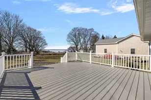218 Bristol Ferry Rd, Portsmouth, RI 02871 - Photo 36