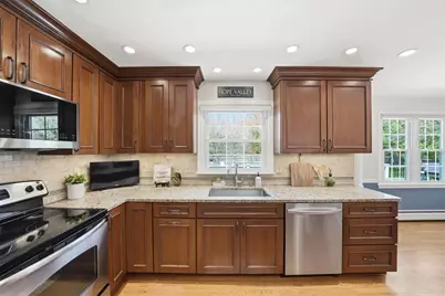 32 Lisa Lane, Hopkinton, RI 02832 - Photo 12