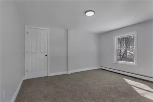 403 Commonwealth Ave, Warwick, RI 02886 - Photo 14