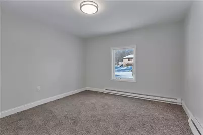 403 Commonwealth Avenue, Warwick, RI 02886 - Photo 28