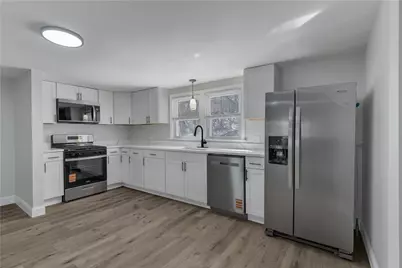 403 Commonwealth Avenue, Warwick, RI 02886 - Photo 2