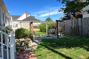52 Manning St, Warren, RI 02885 - Photo 18