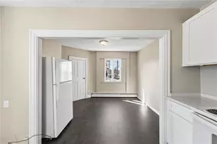 1728 Main St, West Warwick, RI 02893 - Photo 32