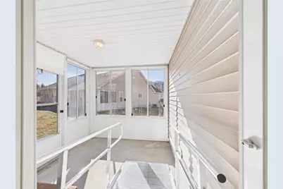 246 Spencer Woods Drive, Warwick, RI 02818 - Photo 10