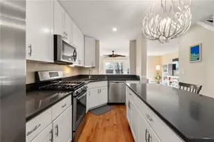 1304 Fairway Dr, Middletown, RI 02842 - Photo 16