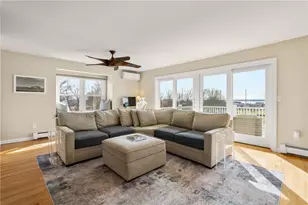 1304 Fairway Dr, Middletown, RI 02842 - Photo 10