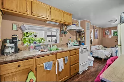 42 Transit Street, Woonsocket, RI 02895 - Photo 10