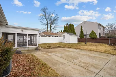 14 Maxfield Avenue, East Providence, RI 02914 - Photo 10