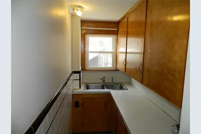 182 Simmonsville Avenue, Johnston, RI 02919 - Photo 8