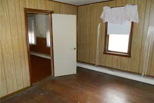 182 Simmonsville Ave, Johnston, RI 02919 - Photo 20