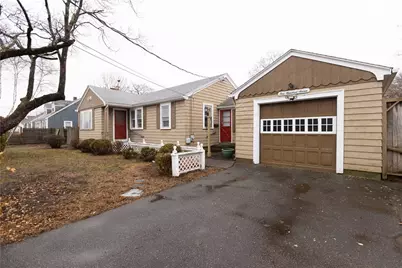 107 Fuller Street, Pawtucket, RI 02861 - Photo 2