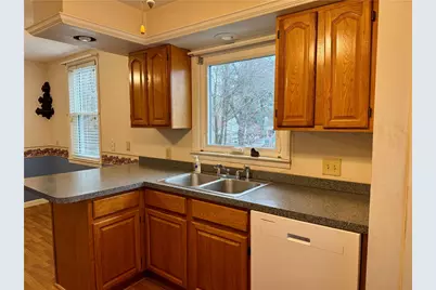 165 Borden Avenue, Johnston, RI 02919 - Photo 4