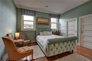 127 Harrison Ave, Newport, RI 02840 - Photo 32