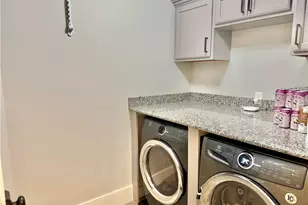 20 Robert Ave, Warwick, RI 02818 - Photo 20