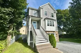 20 Robert Ave, Warwick, RI 02818 - Photo 2
