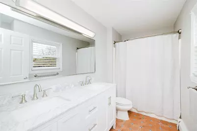 1505 Fairway Drive, Middletown, RI 02842 - Photo 32