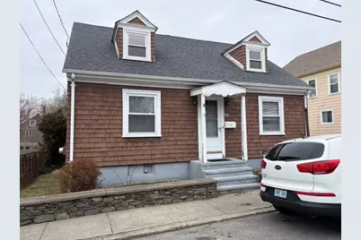 15 Bourne Street, Bristol, RI 02809 - Photo 2