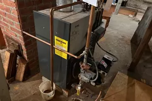 15 Bourne St, Bristol, RI 02809 - Photo 14