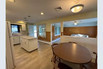 1047 Narragansett Parkway, Warwick, RI 02888 - Photo 12