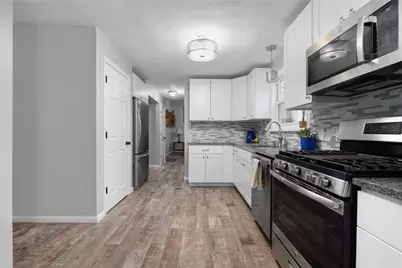 69 Walden Way, Cranston, RI 02921 - Photo 14