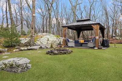 69 Walden Way, Cranston, RI 02921 - Photo 42