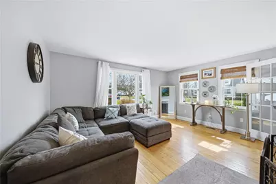 85 Gillan Avenue, Warwick, RI 02886 - Photo 12