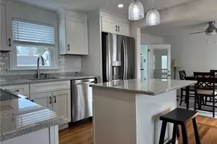 7 Elsie Dr, Johnston, RI 02919 - Photo 8