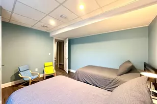 90 Wolcott Ave, Middletown, RI 02842 - Photo 20