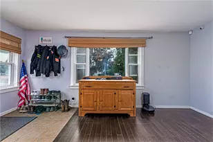 28 Bakers Creek Rd, Warwick, RI 02886 - Photo 16