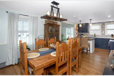 403 Valley Road, Middletown, RI 02842 - Photo 6