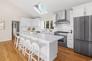 95 Holman St, Portsmouth, RI 02871 - Photo 6