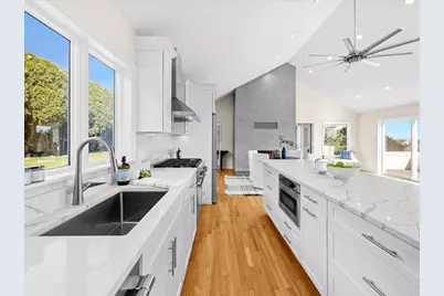 95 Holman Street, Portsmouth, RI 02871 - Photo 10