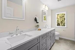 95 Holman St, Portsmouth, RI 02871 - Photo 36