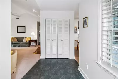 318 Corey Lane #318, Middletown, RI 02842 - Photo 4