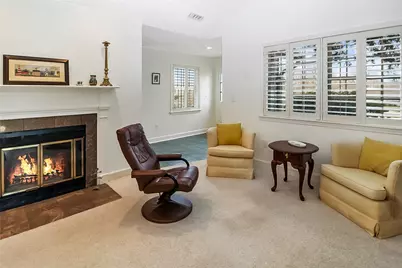 318 Corey Lane #318, Middletown, RI 02842 - Photo 6